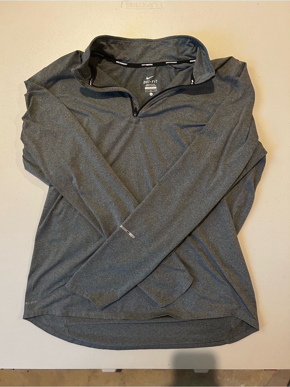 Nike Men’s Heather Charcoal Quarter-Zip Dri-FIT Pullover